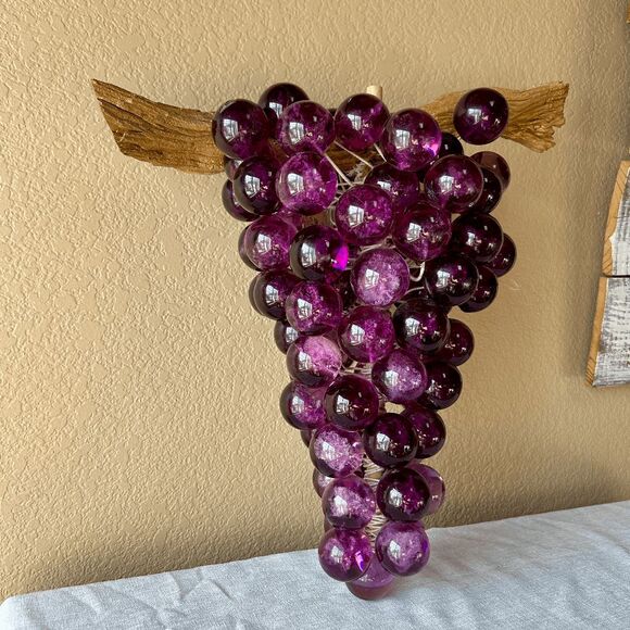 Vintage Mid-Century Purple Acrylic Grape Cluster Hanging Pendant - Picture 3 of 5